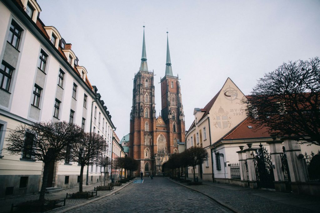 la cathédrale sur l'île dans la ville de Wroclaw