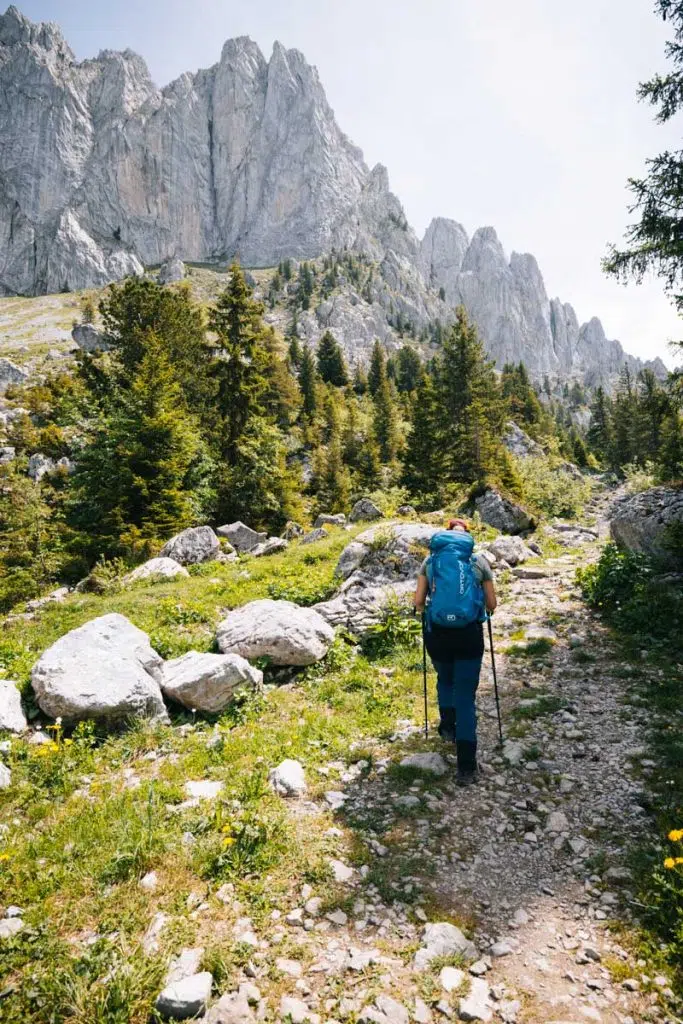 Les Gastlosen les grand tour en 3 jours : bien séquiper pour un trek. crédit photo : Clara Ferrand - blog Wildroad