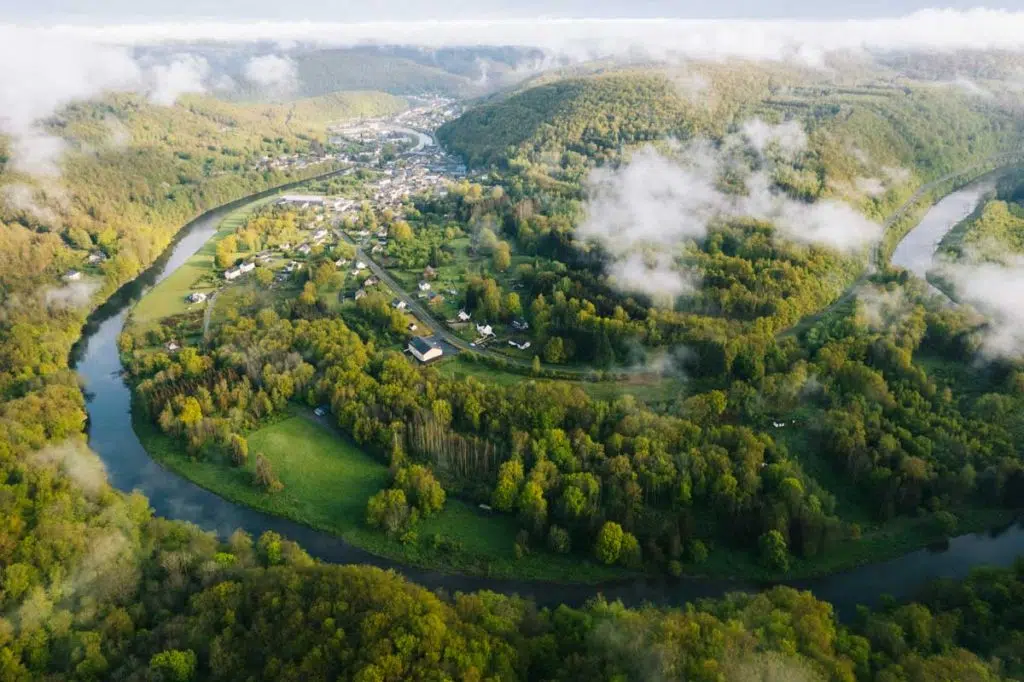 La vallée de la Semois pour un séjour en Wallonie. crédit photo : Clara Ferrand - Wildroad