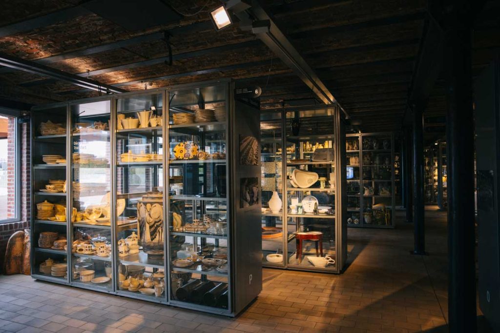 L'ancienne faiencerie Boch transformée en musée de la Céramique Keramis. crédit photo : Clara FERRAND - blog Wildroad 
