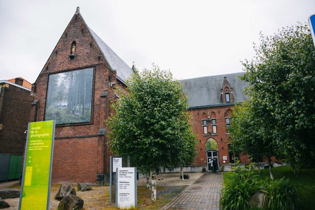 Le musée de la photographie Charleroi en Belgique. crédit photo : Clara FERRAND - blog Wildroad 