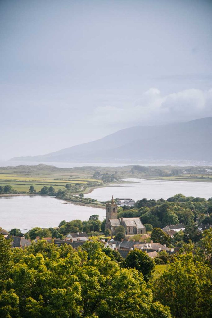Le panorama depuis Dundrum castle sur la baie. crédit photo : Clara Ferrand - blog Wildroad 